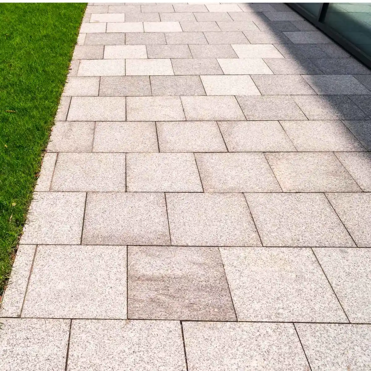 Cobblestone driveway installation